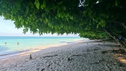 Kalapathar Beach Havelock Island black rocks beach